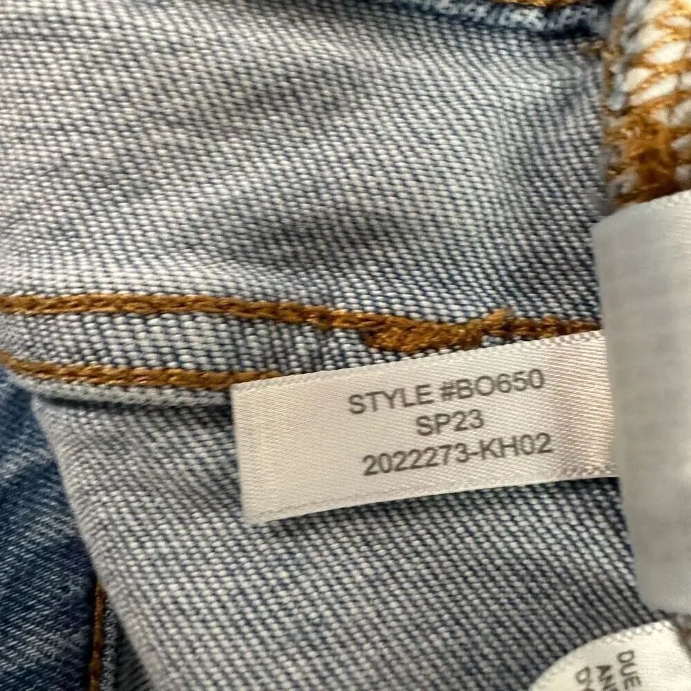 J. Crew Women’s Essential straight jean in all-day stretch size 32 - Picture 9 of 9